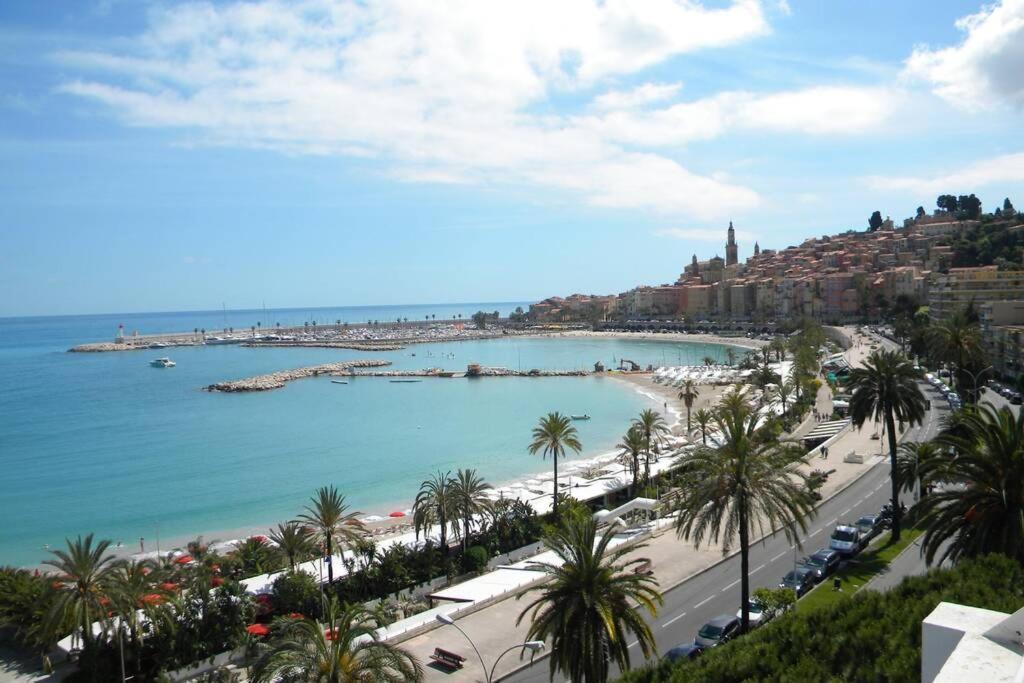 App Le Rocazur Avec Piscine Et Parking En Bord De Mer A 500M Du Centre Ville Menton Bagian luar foto